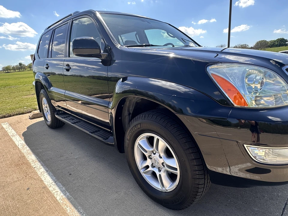 2004 Lexus GX 1st Gen - Image 15 of 31
