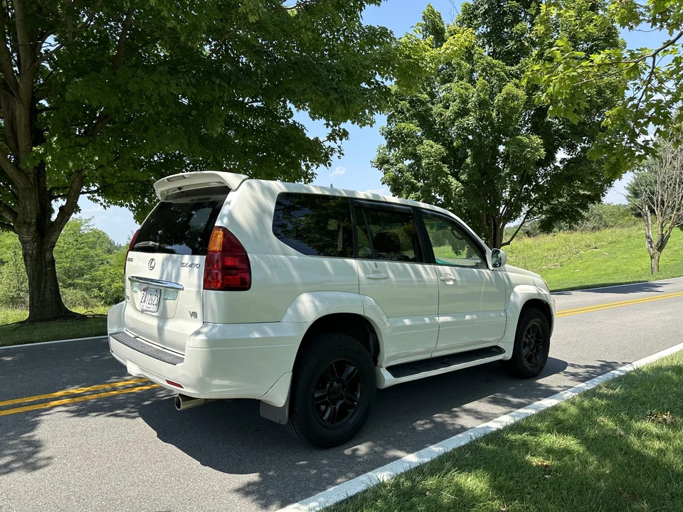 2004 Lexus GX 1st Gen - Image 14 of 31