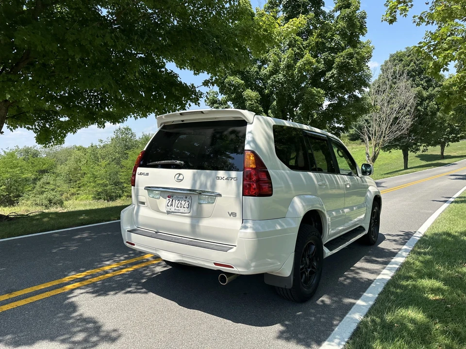 2004 Lexus GX 1st Gen - Image 12 of 31