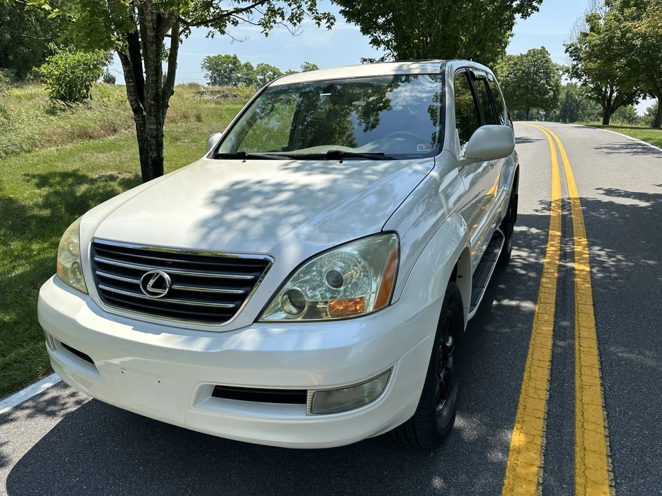 2004 Lexus GX 1st Gen - Image 22 of 31