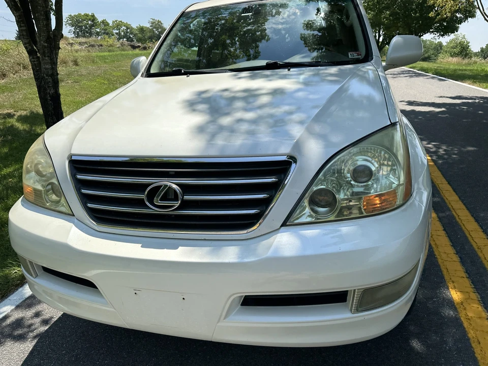 2004 Lexus GX 1st Gen - Image 23 of 31