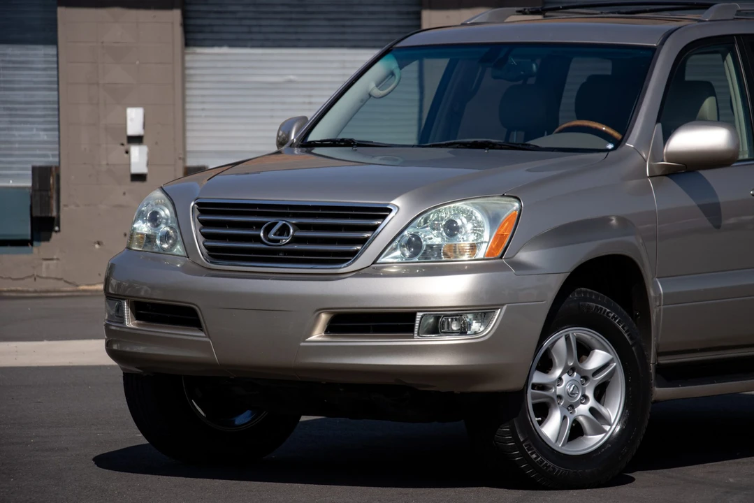 2004 Lexus GX 1st Gen - Image 30 of 31