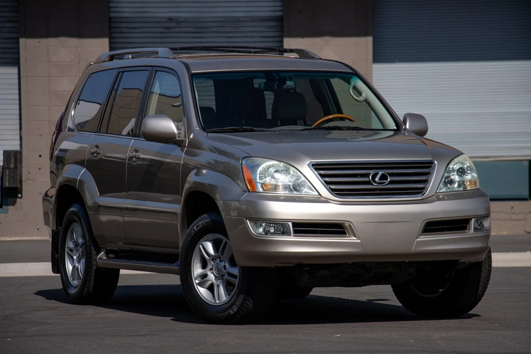 2004 Lexus GX 1st Gen - Image 14 of 31