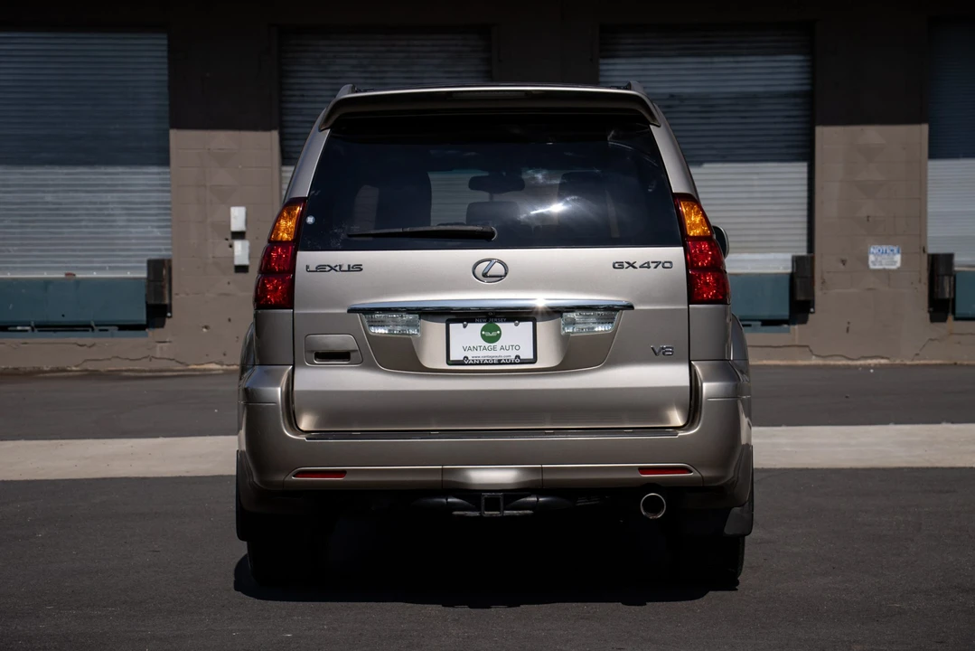 2004 Lexus GX 1st Gen - Image 22 of 31