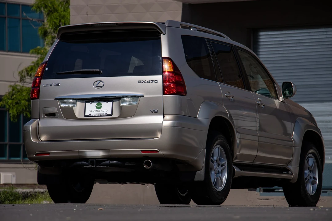 2004 Lexus GX 1st Gen - Image 20 of 31