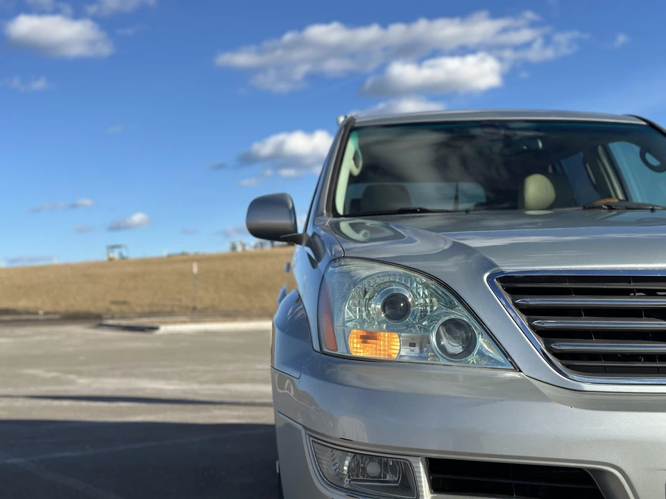 2004 Lexus GX 1st Gen - Image 23 of 31
