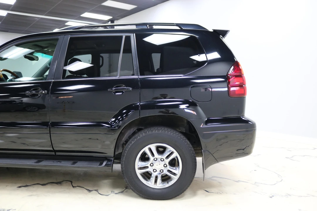 2004 Lexus GX 1st Gen - Image 13 of 31