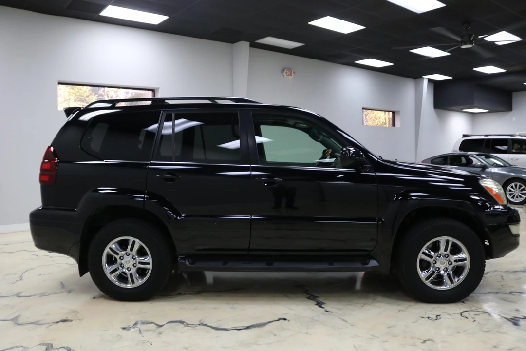 2004 Lexus GX 1st Gen - Image 5 of 31