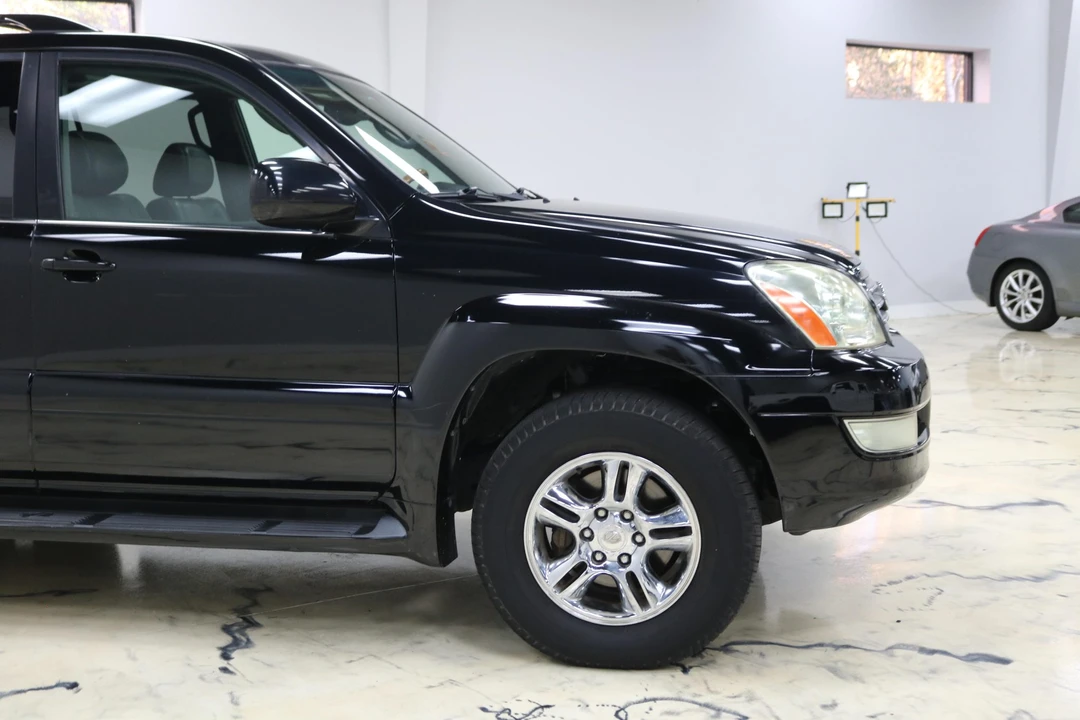 2004 Lexus GX 1st Gen - Image 18 of 31