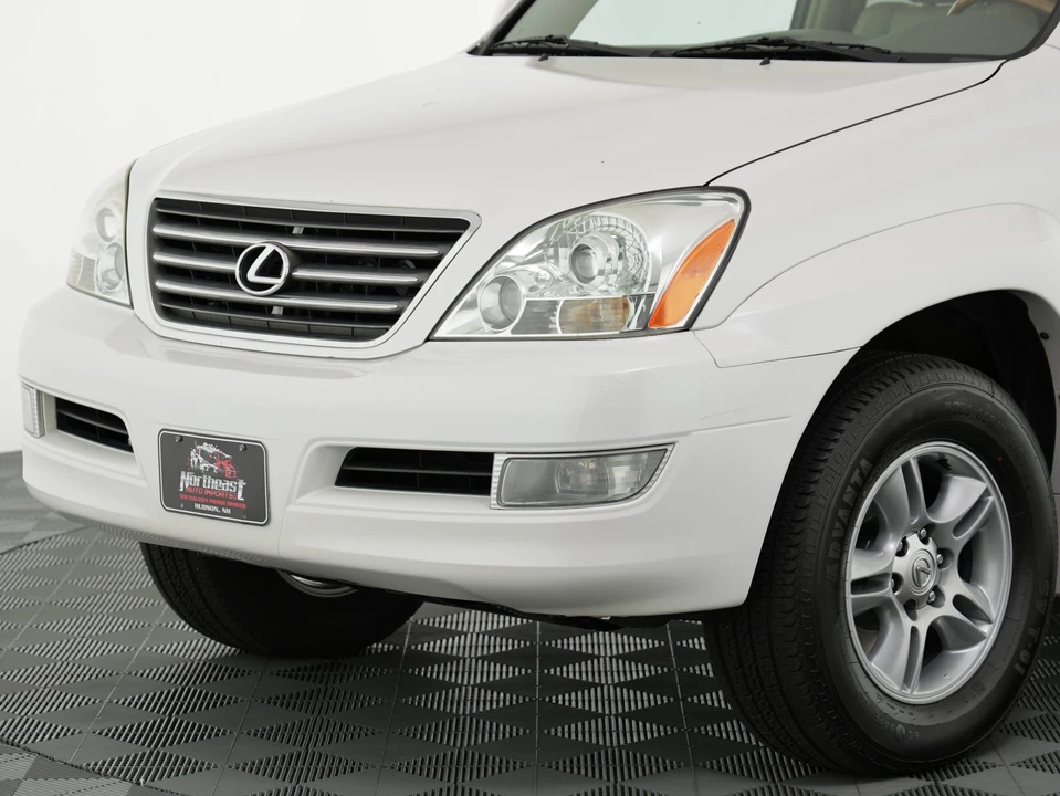 2004 Lexus GX 1st Gen - Image 21 of 31