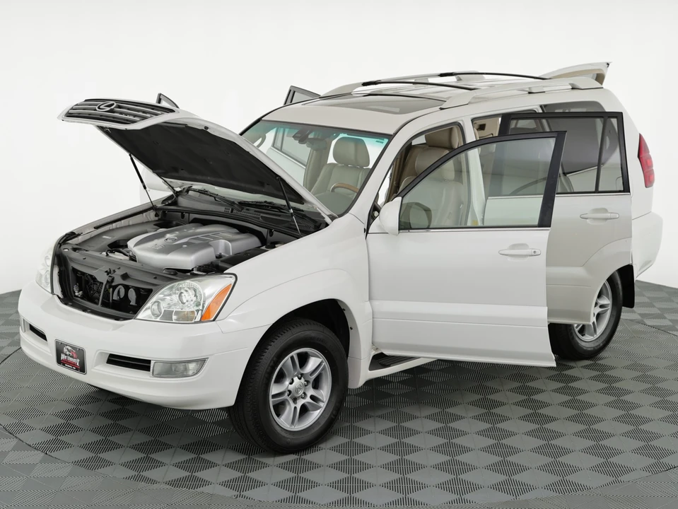 2004 Lexus GX 1st Gen - Image 18 of 31