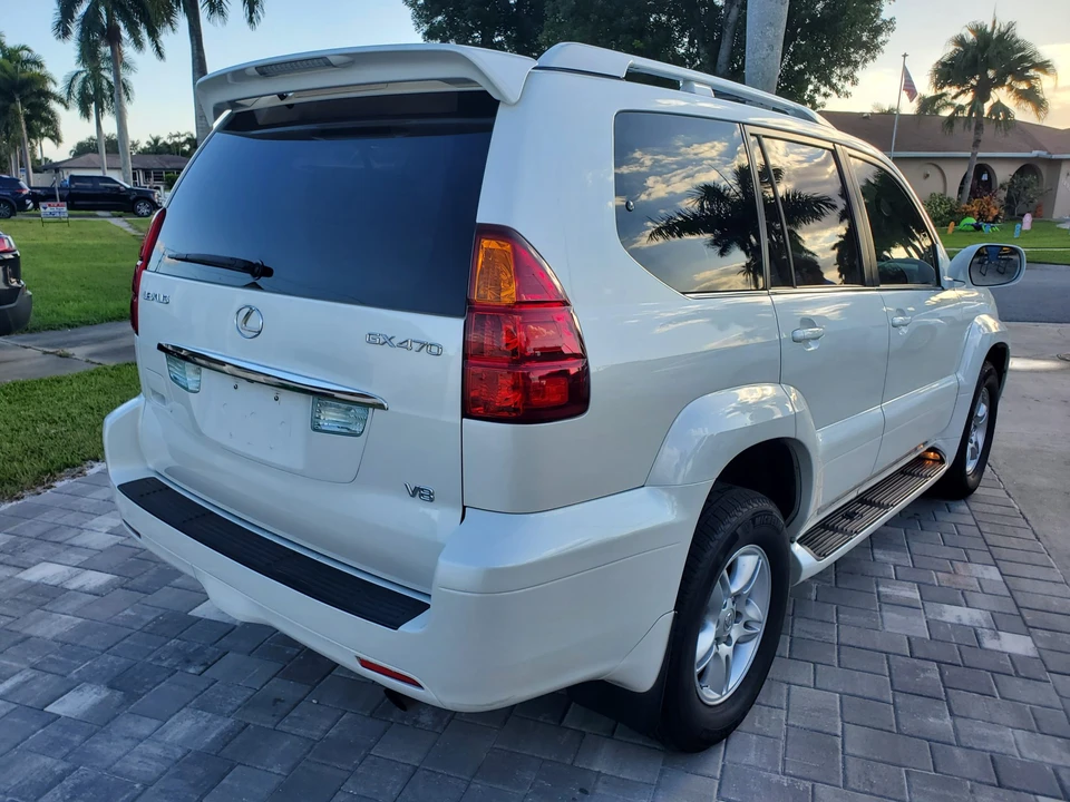 2004 Lexus GX 1st Gen - Image 8 of 31