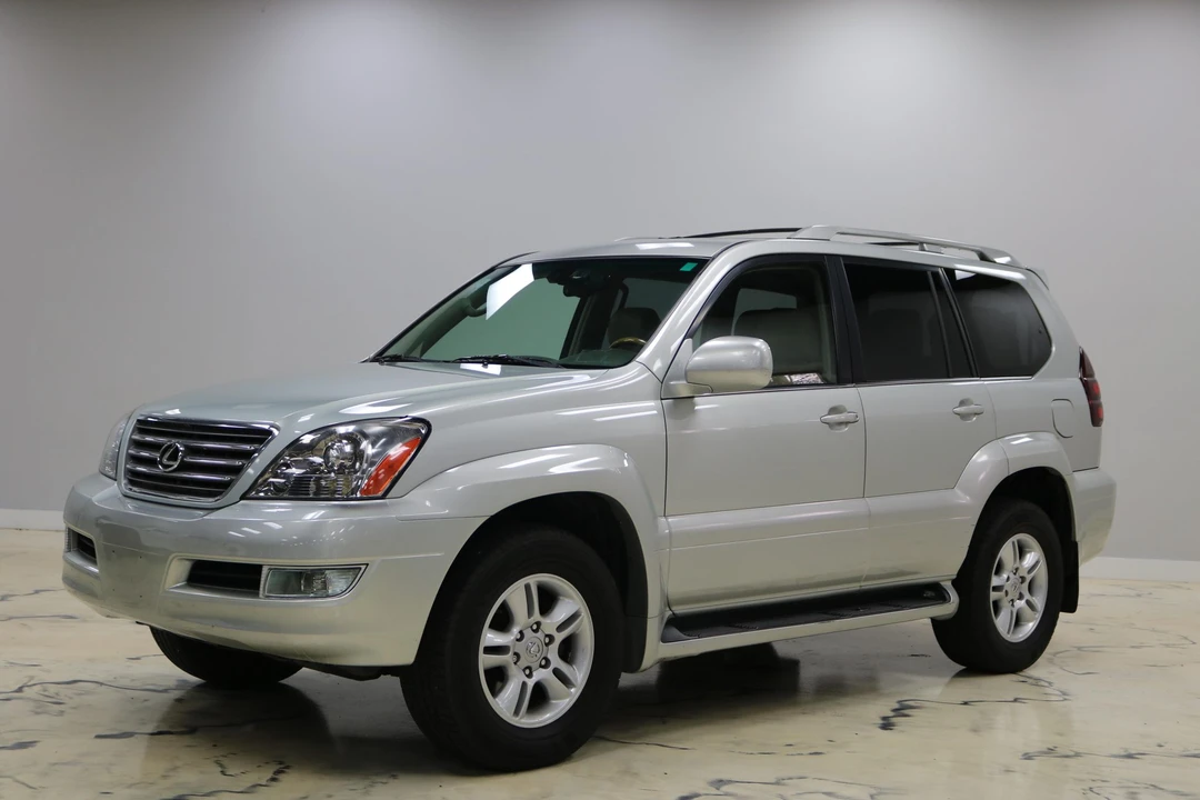 2004 Lexus GX 1st Gen - Image 3 of 31