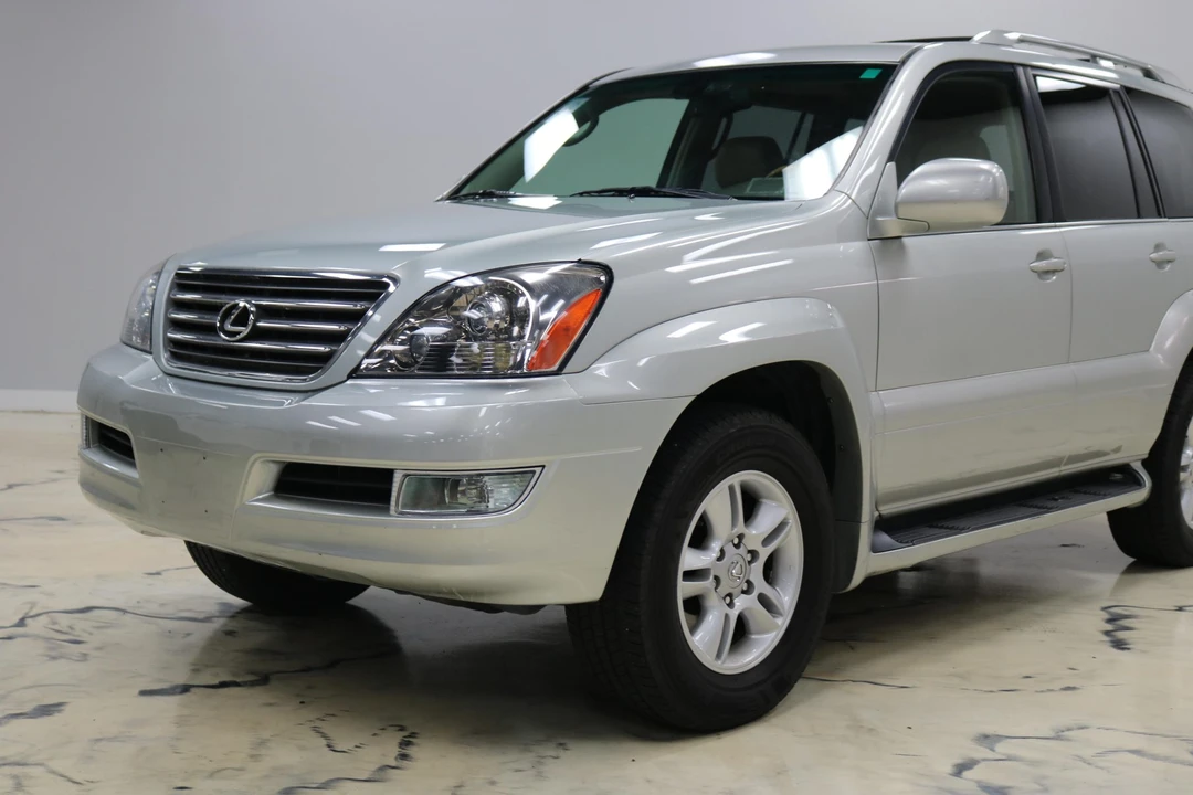 2004 Lexus GX 1st Gen - Image 14 of 31