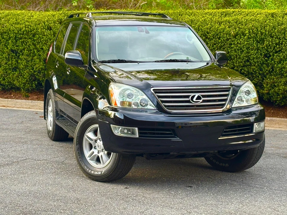 2004 Lexus GX 1st Gen - Image 21 of 31