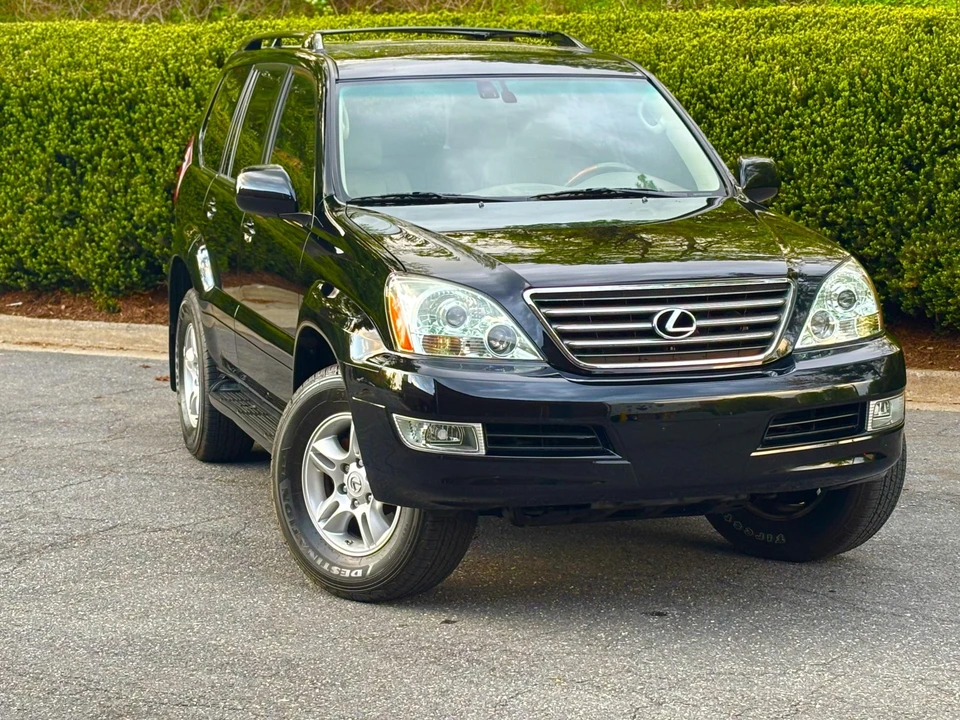2004 Lexus GX 1st Gen - Image 19 of 31