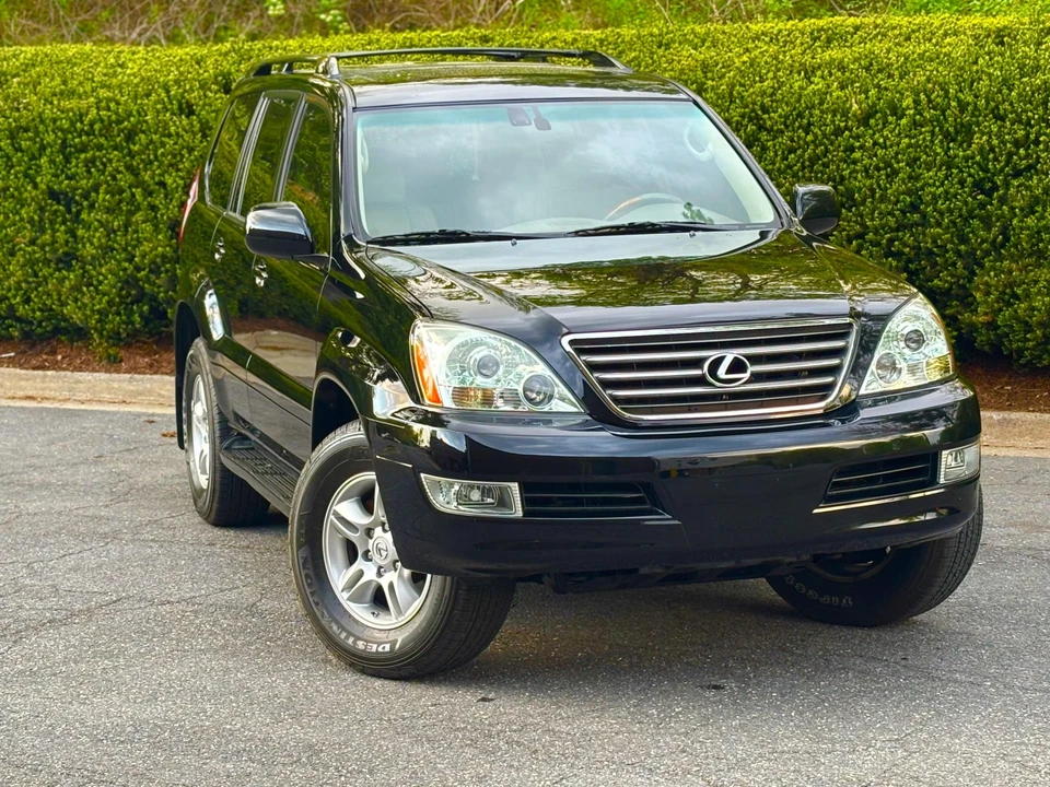 2004 Lexus GX 1st Gen - Image 23 of 31
