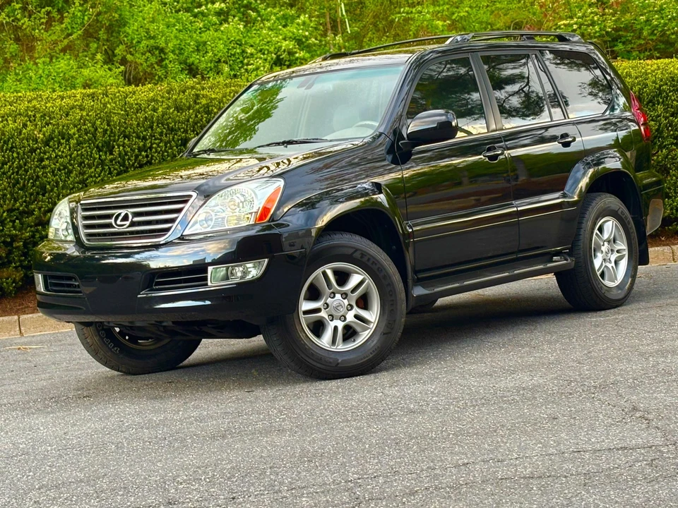2004 Lexus GX 1st Gen - Image 13 of 31