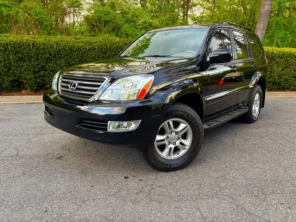 2004 Lexus GX 1st Gen - Image 11 of 31