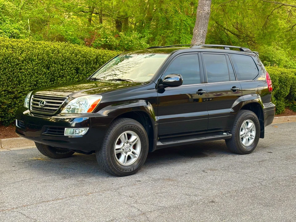 2004 Lexus GX 1st Gen - Image 5 of 31
