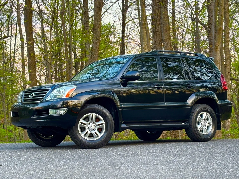 2004 Lexus GX 1st Gen - Image 3 of 31