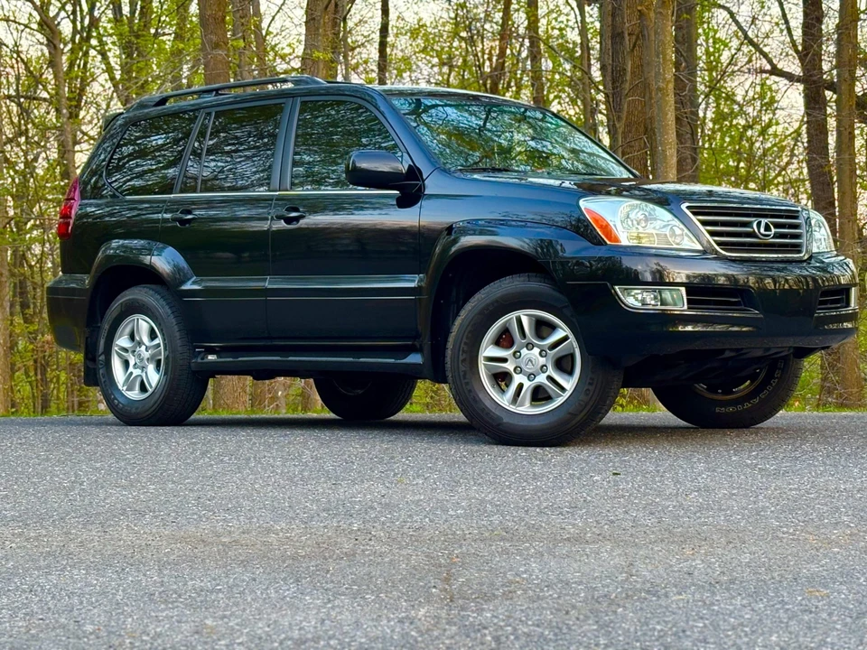 2004 Lexus GX 1st Gen - Image 28 of 31