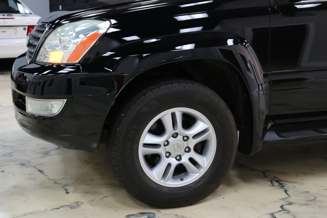 2004 Lexus GX 1st Gen - Image 27 of 31