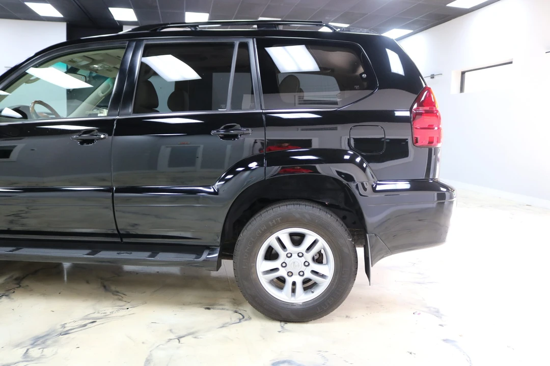 2004 Lexus GX 1st Gen - Image 15 of 31