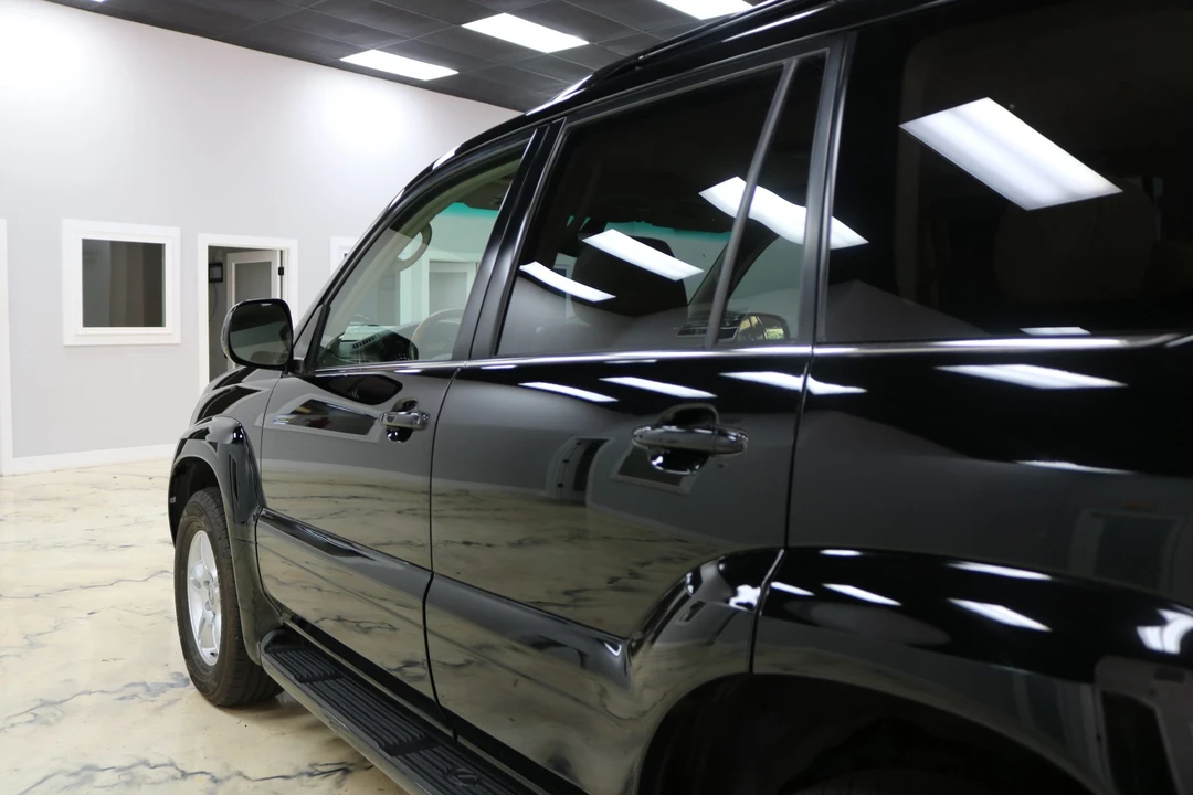 2004 Lexus GX 1st Gen - Image 14 of 31