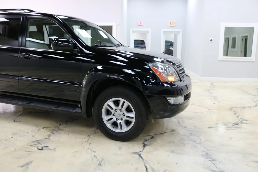 2004 Lexus GX 1st Gen - Image 24 of 31