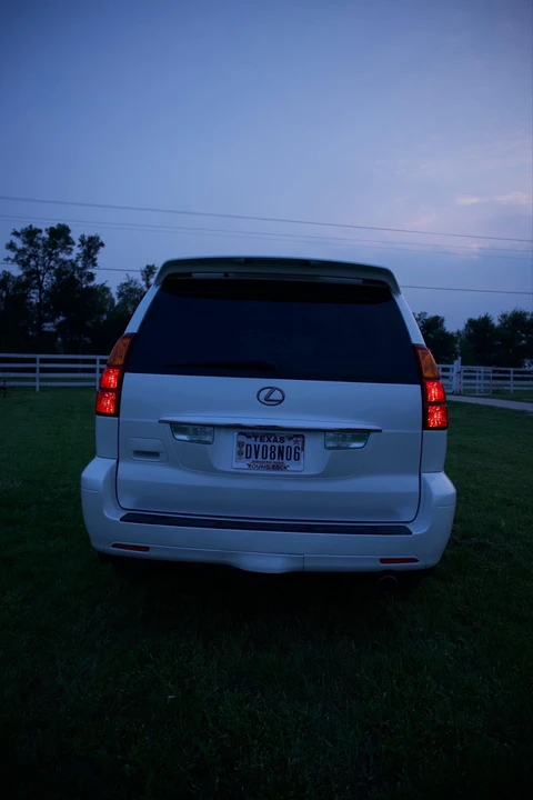 2004 Lexus GX 1st Gen - Image 31 of 31