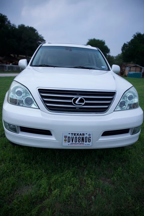 2004 Lexus GX 1st Gen - Image 11 of 31