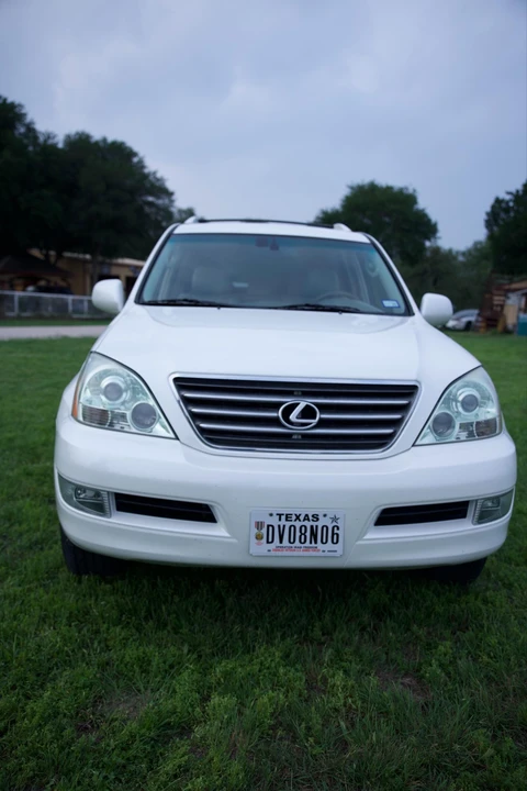 2004 Lexus GX 1st Gen - Image 10 of 31