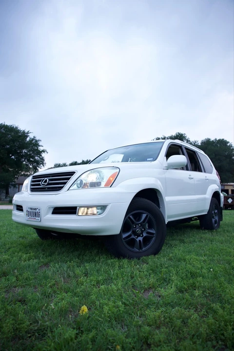 2004 Lexus GX 1st Gen - Image 6 of 31
