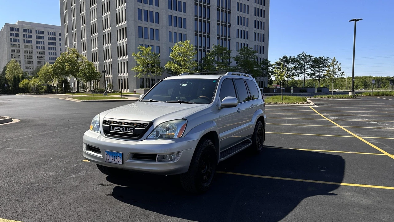 2004 Lexus GX 1st Gen - Image 6 of 31