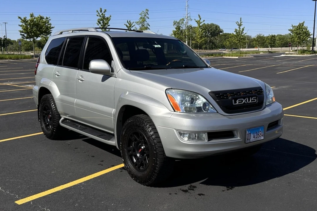 2004 Lexus GX 1st Gen - Image 3 of 31