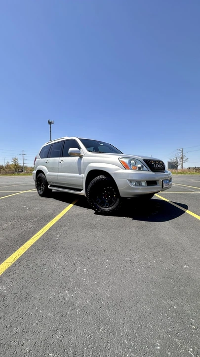 2004 Lexus GX 1st Gen - Image 22 of 31