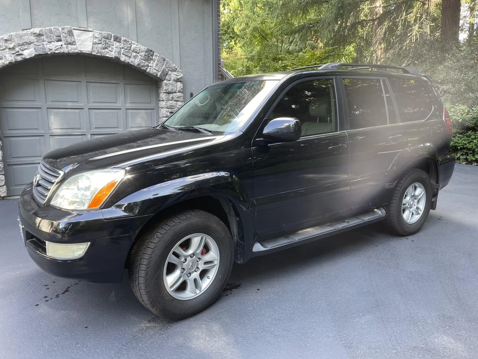 2004 Lexus GX 1st Gen - Image 2 of 31