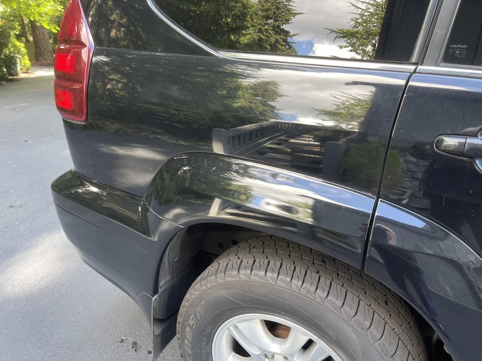 2004 Lexus GX 1st Gen - Image 23 of 31