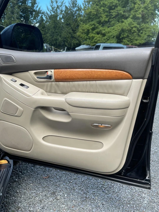 2004 Lexus GX 1st Gen - Image 31 of 31