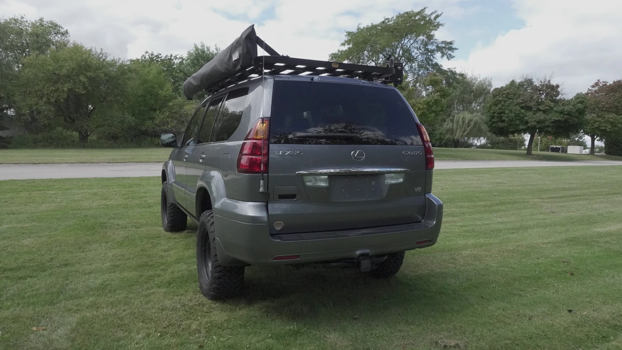 2004 Lexus GX 1st Gen - Image 11 of 31