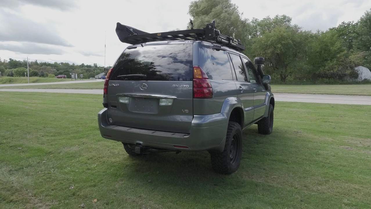 2004 Lexus GX 1st Gen - Image 14 of 31