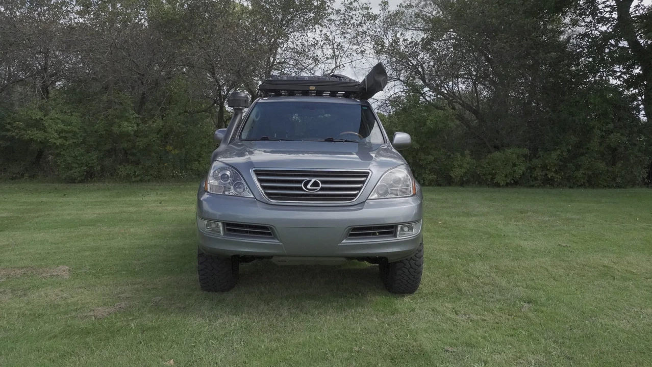 2004 Lexus GX 1st Gen - Image 23 of 31