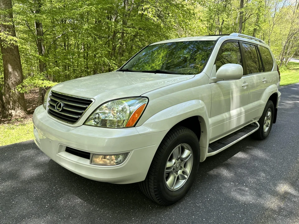 2004 Lexus GX 1st Gen - Image 24 of 31