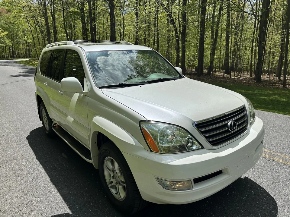 2004 Lexus GX 1st Gen - Image 9 of 31