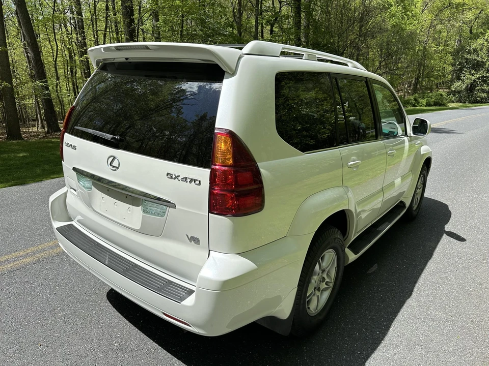 2004 Lexus GX 1st Gen - Image 10 of 31