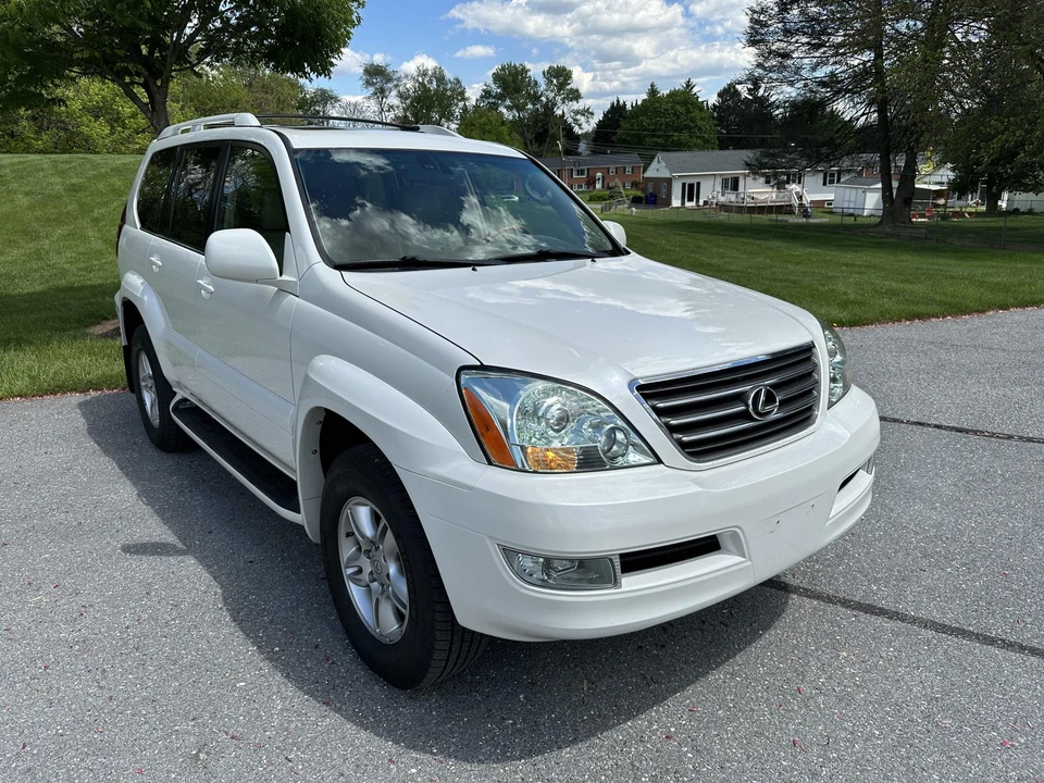 2004 Lexus GX 1st Gen - Image 7 of 31