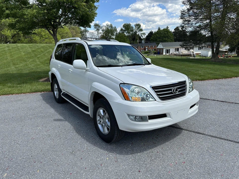 2004 Lexus GX 1st Gen - Image 8 of 31