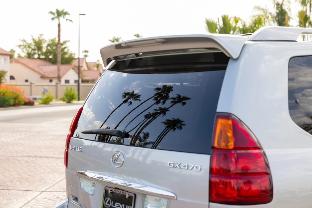 2004 Lexus GX 1st Gen - Image 24 of 31