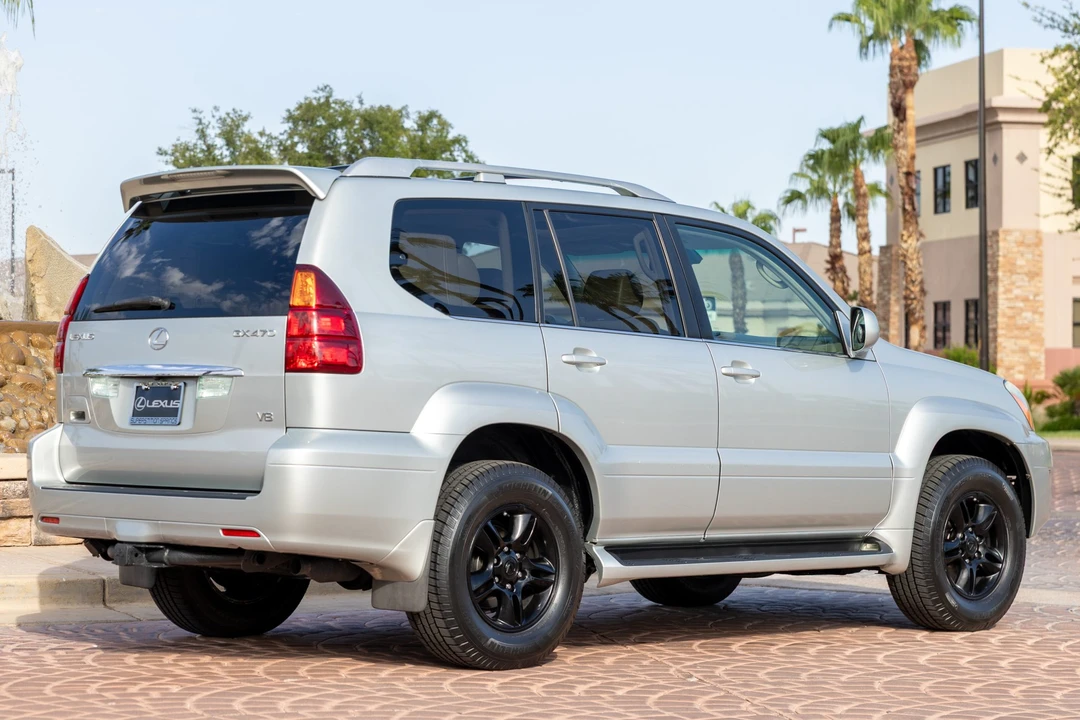 2004 Lexus GX 1st Gen - Image 6 of 31